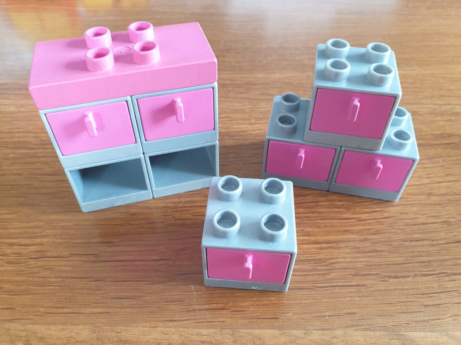 Giocattoli: Duplo (Z36) Set Kommode / Nachttischchen – Usato da Münchwilen TG venduto da VT-Trader