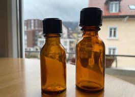 10 Apothekerflaschen aus Braunglas 30ml