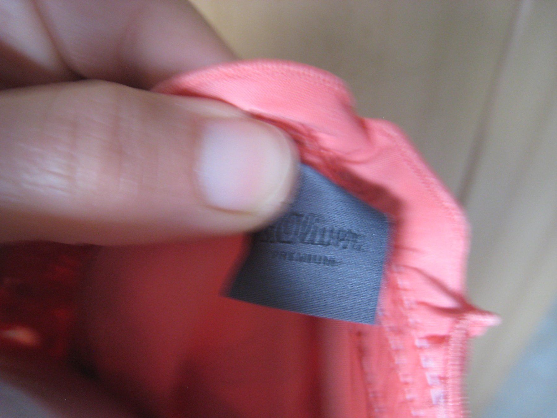 S.Oliver T-Shirts: lachsrotes SHIRT s.Oliver Premium Gr. 34 – Gebraucht aus Dättlikon von Mamakuga 5