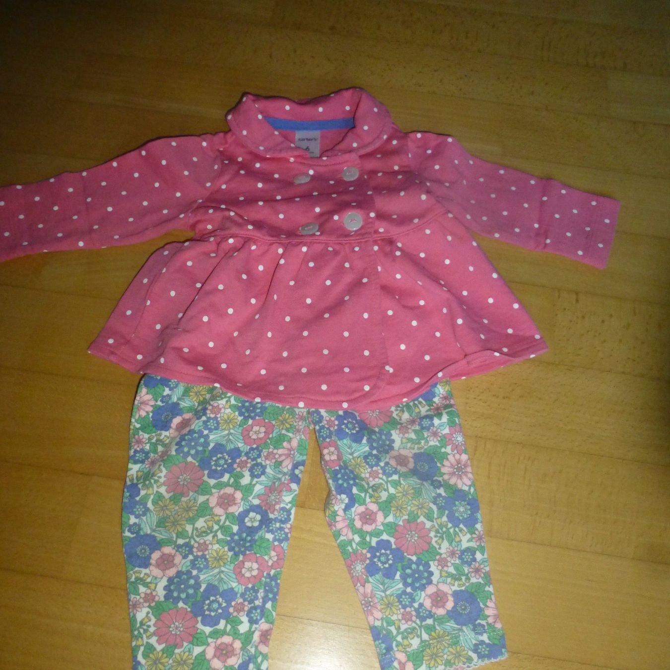 Carter's Lotti & Set di vestiti: Carter's 2-teilig Leggins + Pullover – Usato da Hergiswil NW venduto da annettelia