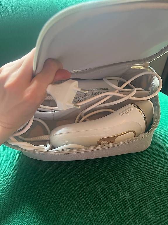 Epilatori: Braun Silk-expert Pro 5 IPL Haarentferner mit Etui – Usato da Zürich venduto da lin_2yn6 3