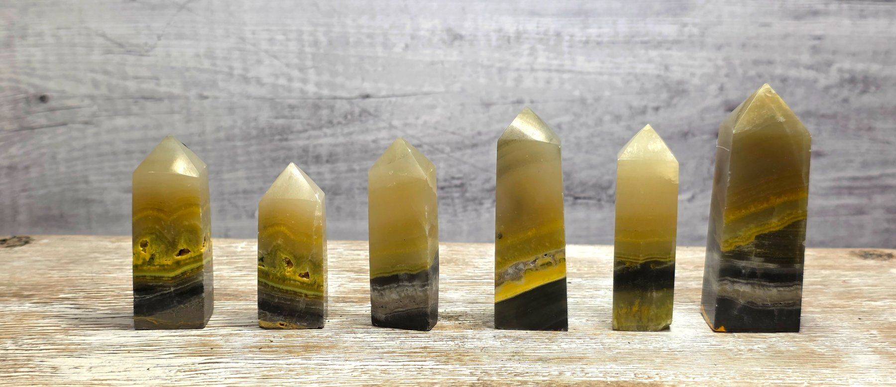 Minerali & Pietre curative: 6 Bumblebee Obelisken 203g – Nuovo e nell'imballaggio originale da Matzingen venduto da Shay_Crystalz