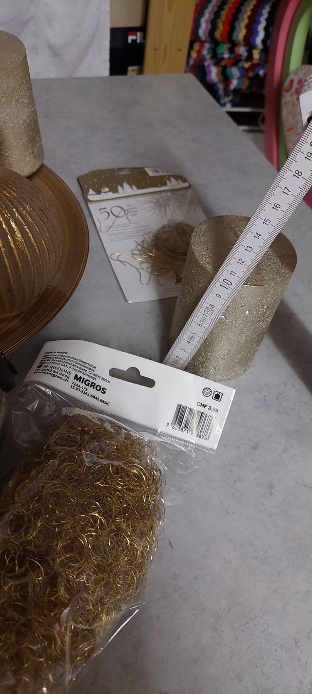 Tutte le decorazioni: Weihnachts Deko in Gold – Nuovo (secondo la descrizione) da Muri AG venduto da nindo1 2
