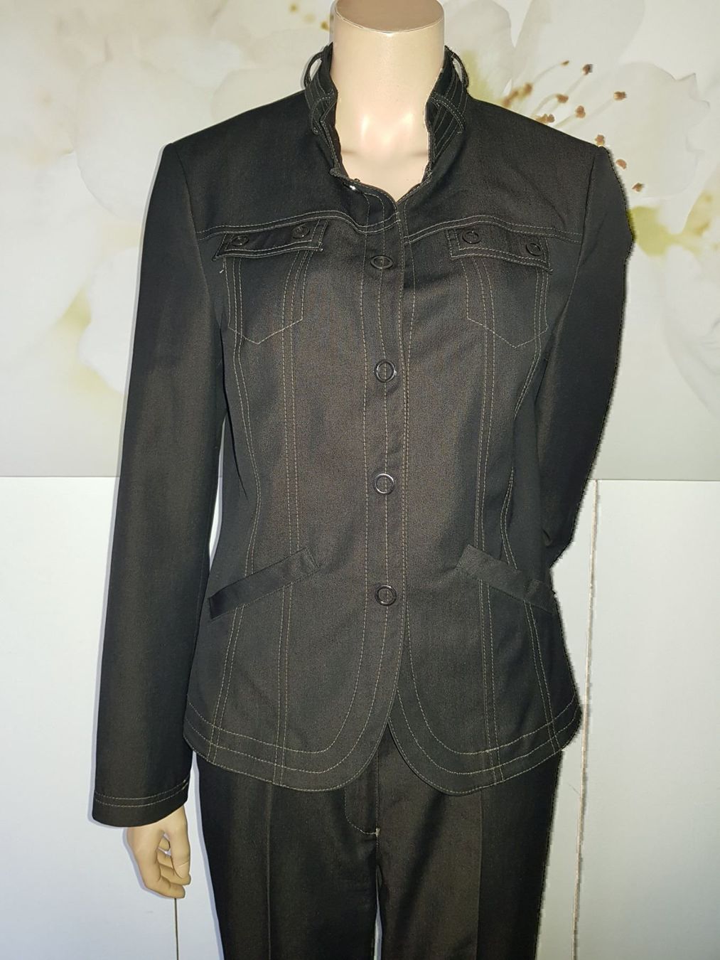 Anzüge & Kostüme: BIANCA ensemble / Jacke + Hose taille / Grosse 38 – Gebraucht aus Cossonay-ville von Super-Price-Quality 1