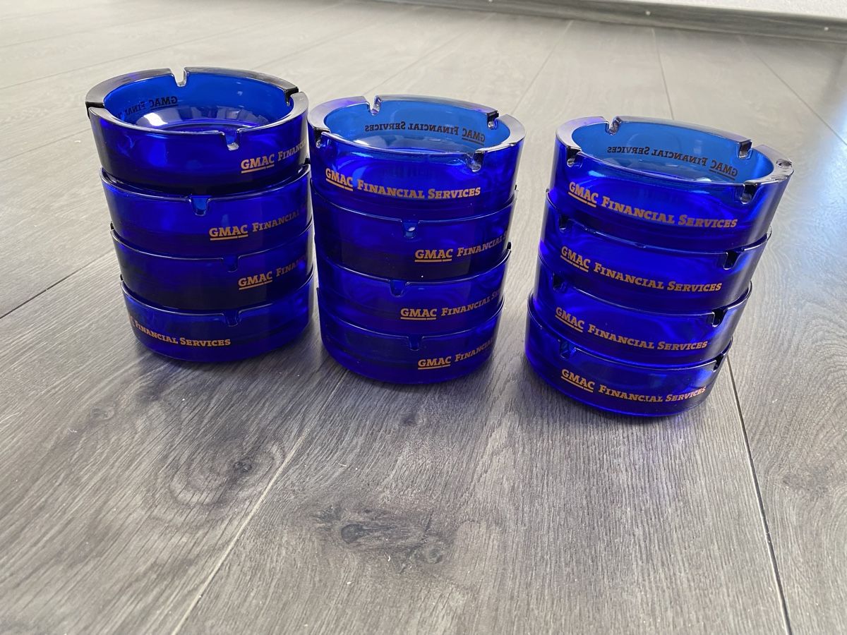 Portacenere: 12 blaue Aschenbecher  – Usato da Hägglingen venduto da Karin0802 2