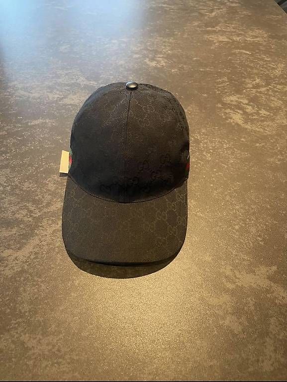 Altro in  Abbigliamento & Accessori: Casquette Gucci – Usato da Corcelles-Payerne venduto da nol_7dfk
