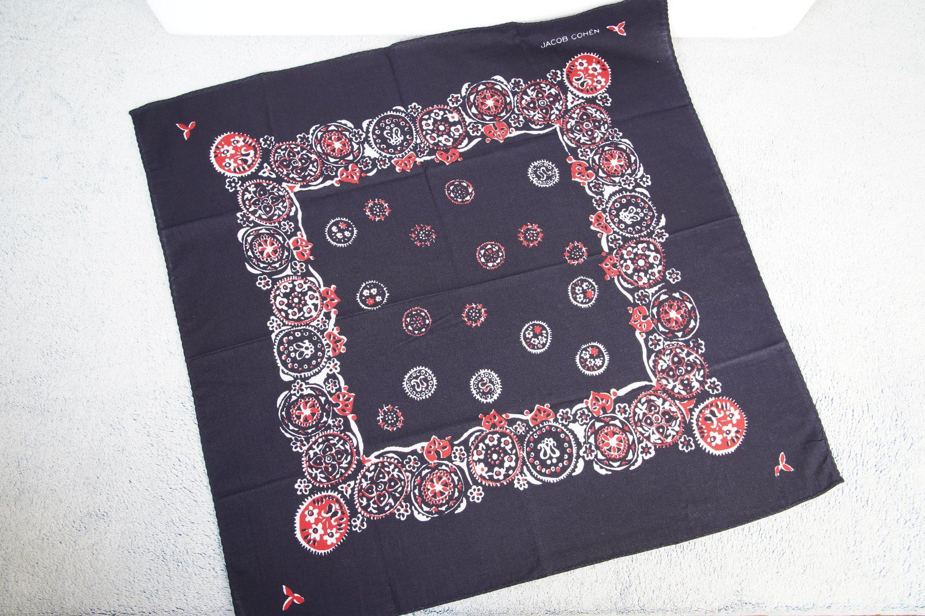 Jacob Cohën Foulard & Sciarpe: Jacob Cohen Tuch – Nuovo (secondo la descrizione) da Wil SG venduto da froschbiss 1