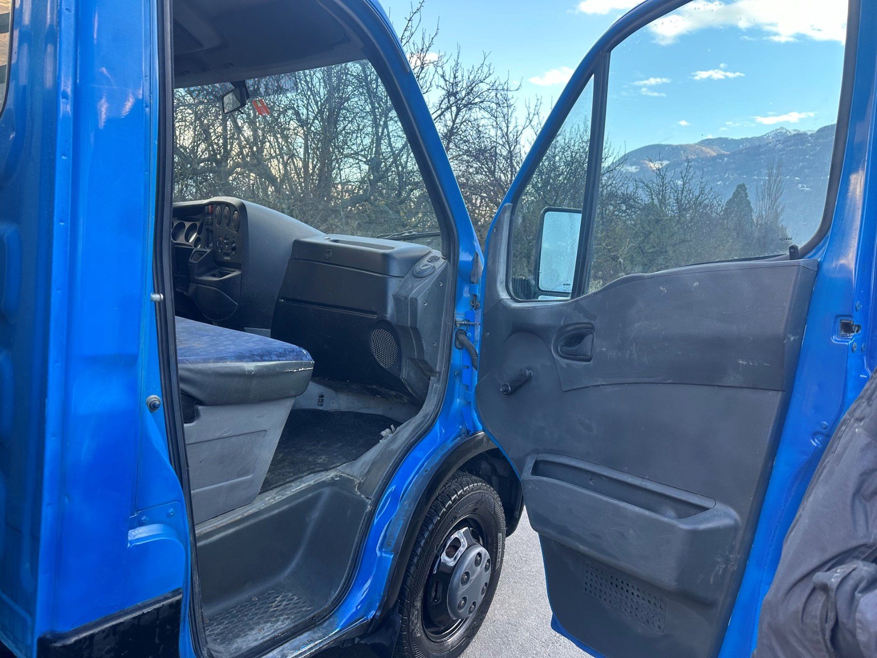 Iveco Véhicules utilitaires: Iveco Daily pont basculant – D'occasion à Saxon par pay_f59v 4