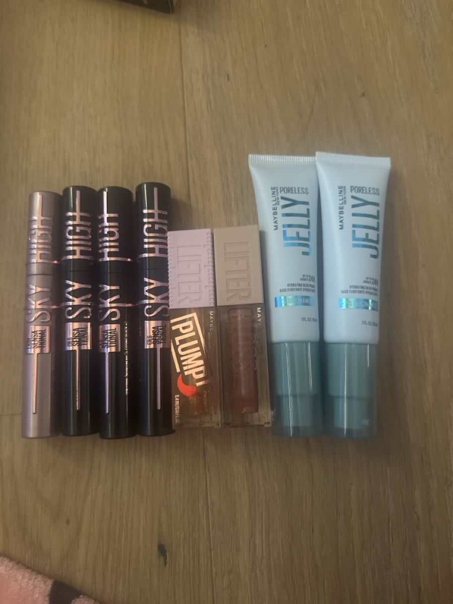 Make-up: Sky High Mascara, Maybeline Lipgloss, Jelly Poreless Primer – Nuovo e nell'imballaggio originale da Zürich venduto da beautystore
