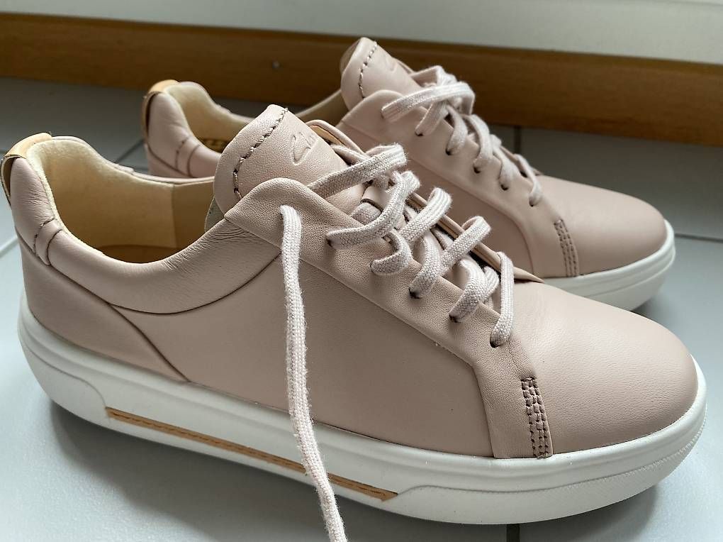 Damenschuhe: Leder-Sneaker Clark Gr. 39 – Gebraucht aus Düdingen von Susgi 2