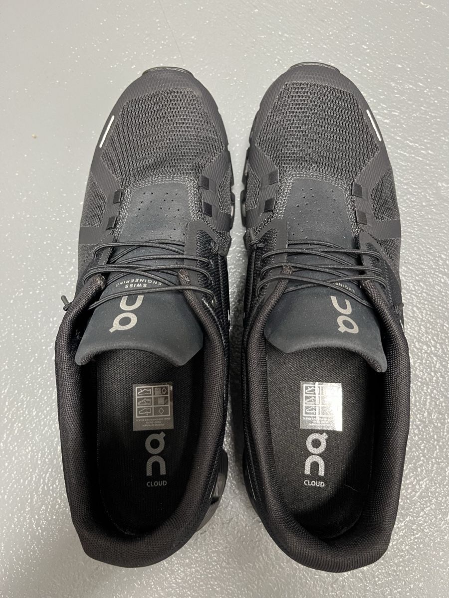 On Scarpe da uomo: On Running Cloud 5 schwarz Gr.46 ( eher 45) – Usato da Aesch BL venduto da flugsaurier73 4