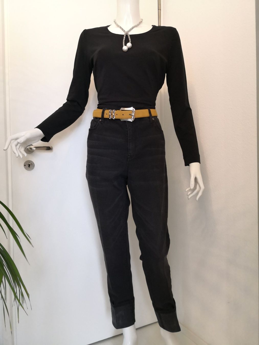 Mango Jeans: 🤩MANGO VIOLETA JEANS SCHWARZ – Neuf (Voir description) à Olten par Naja-Twins-Twins 2