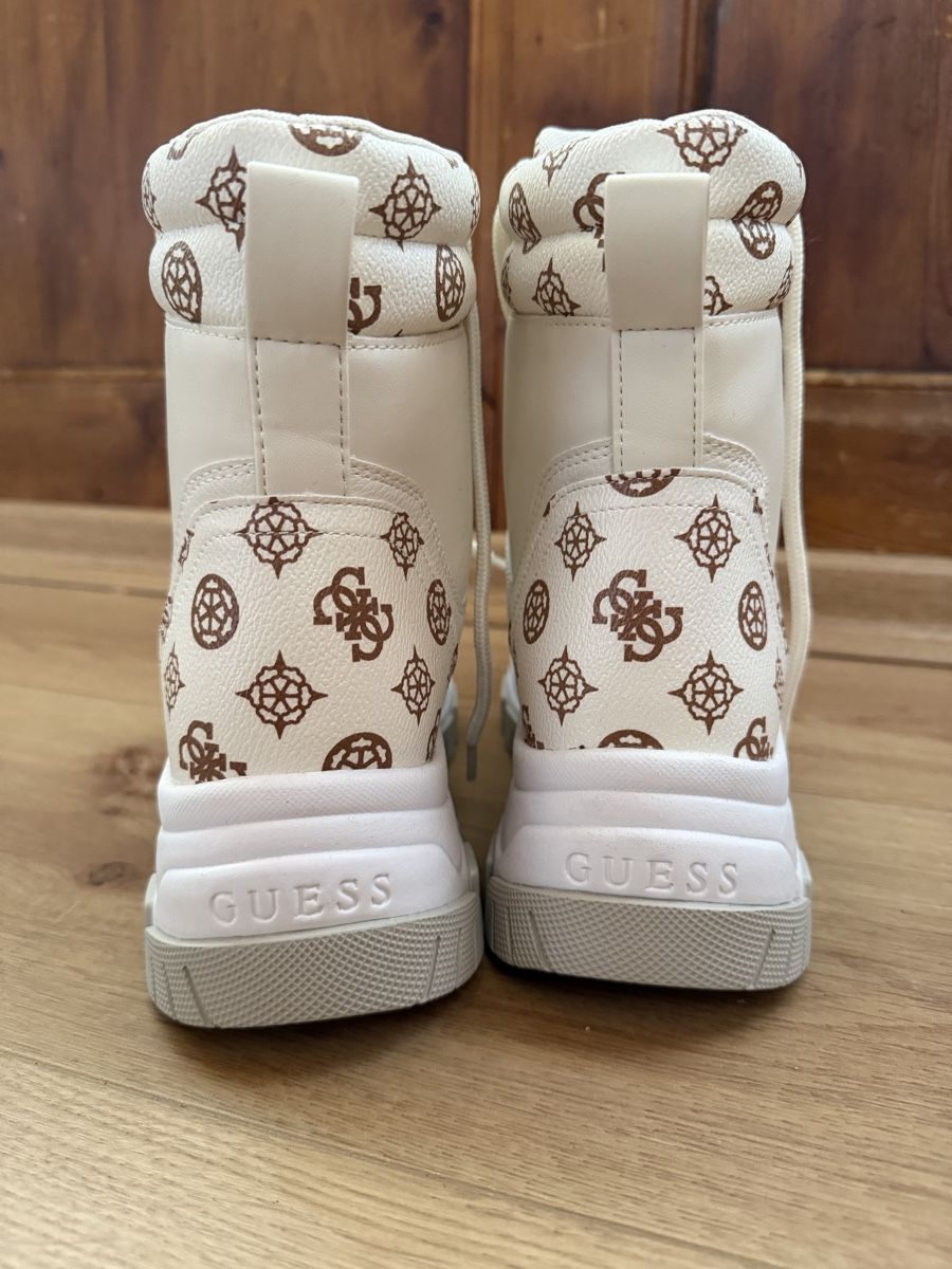 Guess Chaussures femmes: GUESS bottes de neige t39 – Neuf (Voir description) à La Sagne VD par jeliquidetout 2