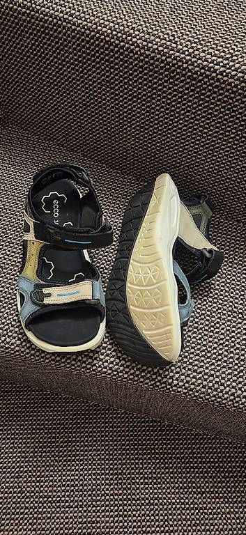 Scarpe per ragazzi: Ecco Sandalen Gr 36 – Usato da MUTTENZ venduto da cod_8p5k 2