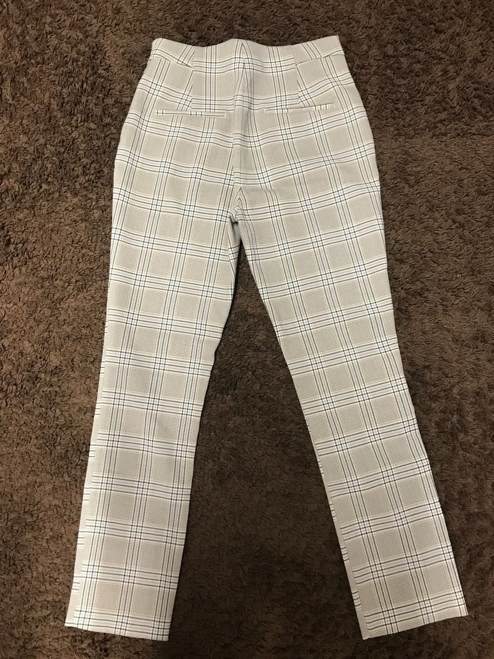 Zara Hosen: Zara Hose Gr S Karo – Gebraucht aus St. Margrethen SG von kellenbh 1