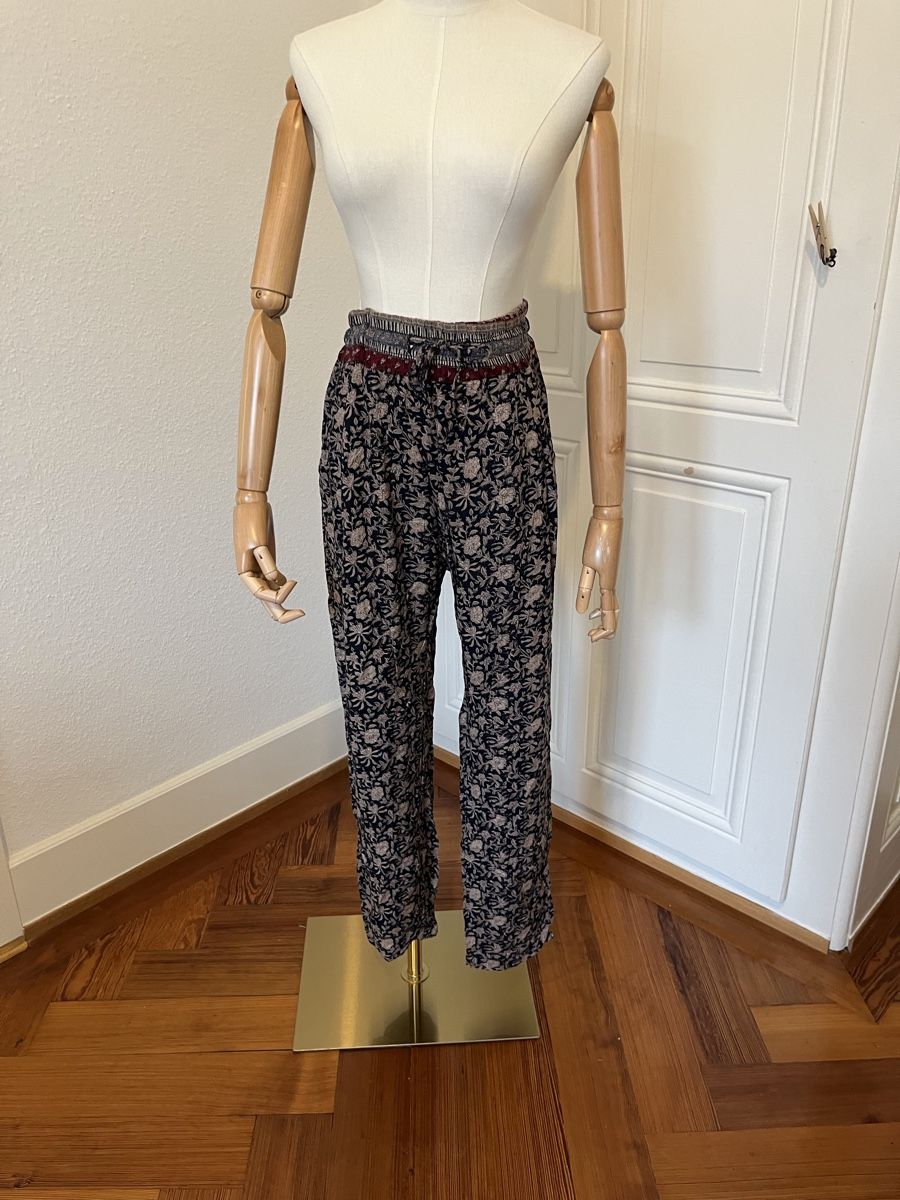 Oysho Pantaloni: Summer Print Oysho pants – Usato da Mies venduto da Nib2011 1