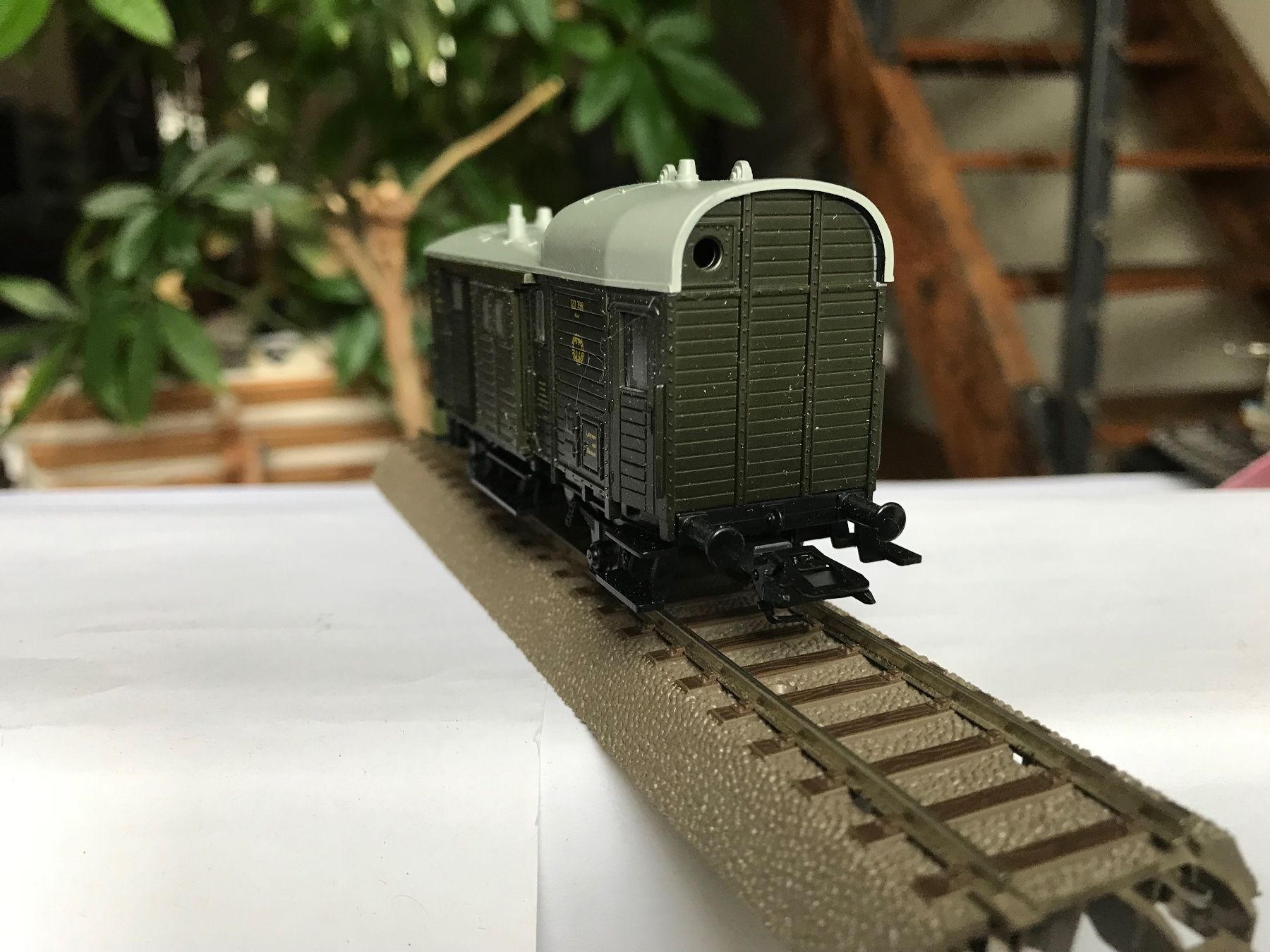 Märklin Modelleisenbahnen: märklin 4699, güterzugbegleitwagen der DR – Gebraucht aus Liestal von ozo2005 4