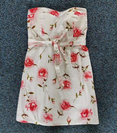Blumenkleid schulterfrei Gr. S