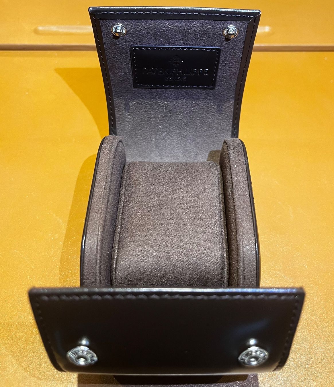 Patek Philippe Orologi: Etui de transport  Patek Philippe neuf complet – Nuovo (secondo la descrizione) da Genève venduto da aspaklariacollection 2