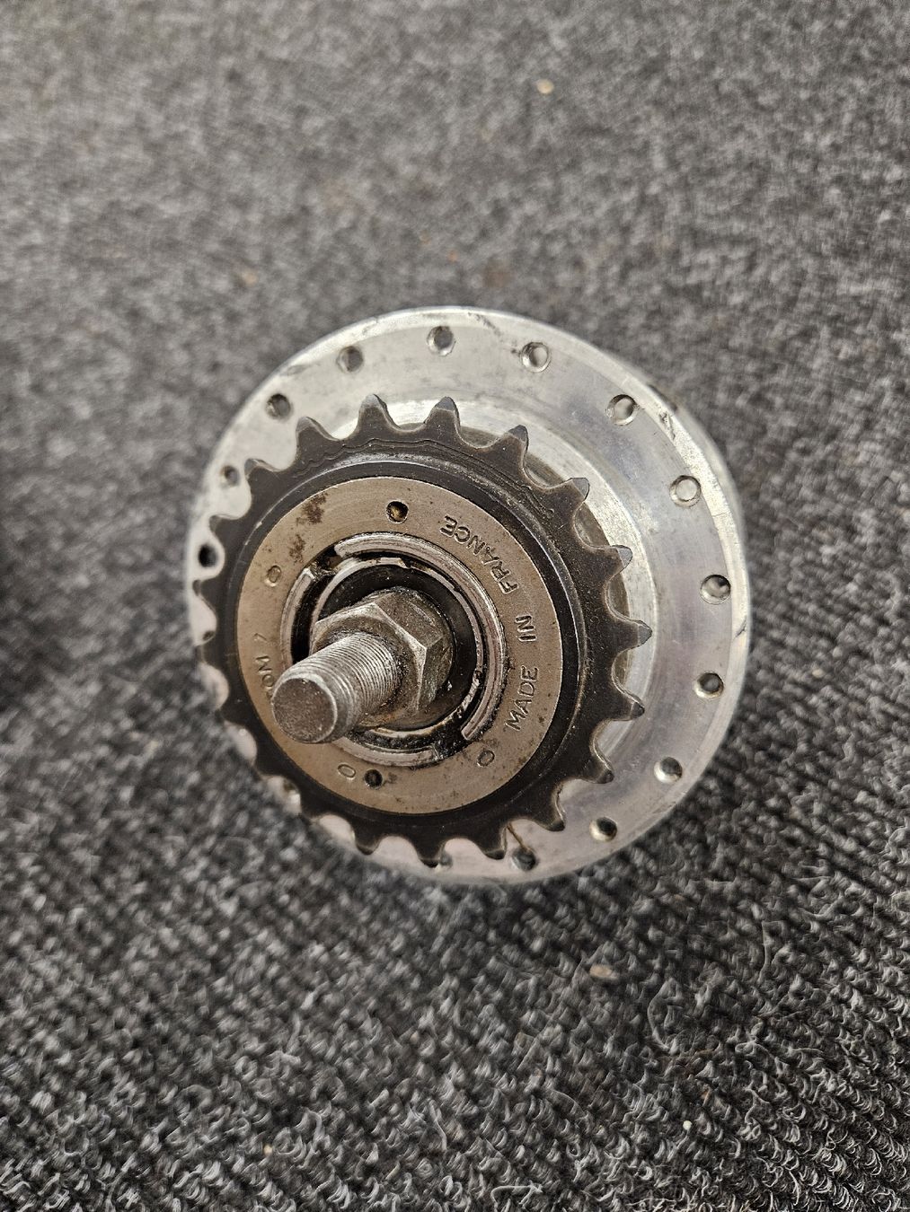 Puch Pièces pour mobylette: Puch Speichen Hinterradnabe  – D'occasion à Mellingen par Mech-Service 5
