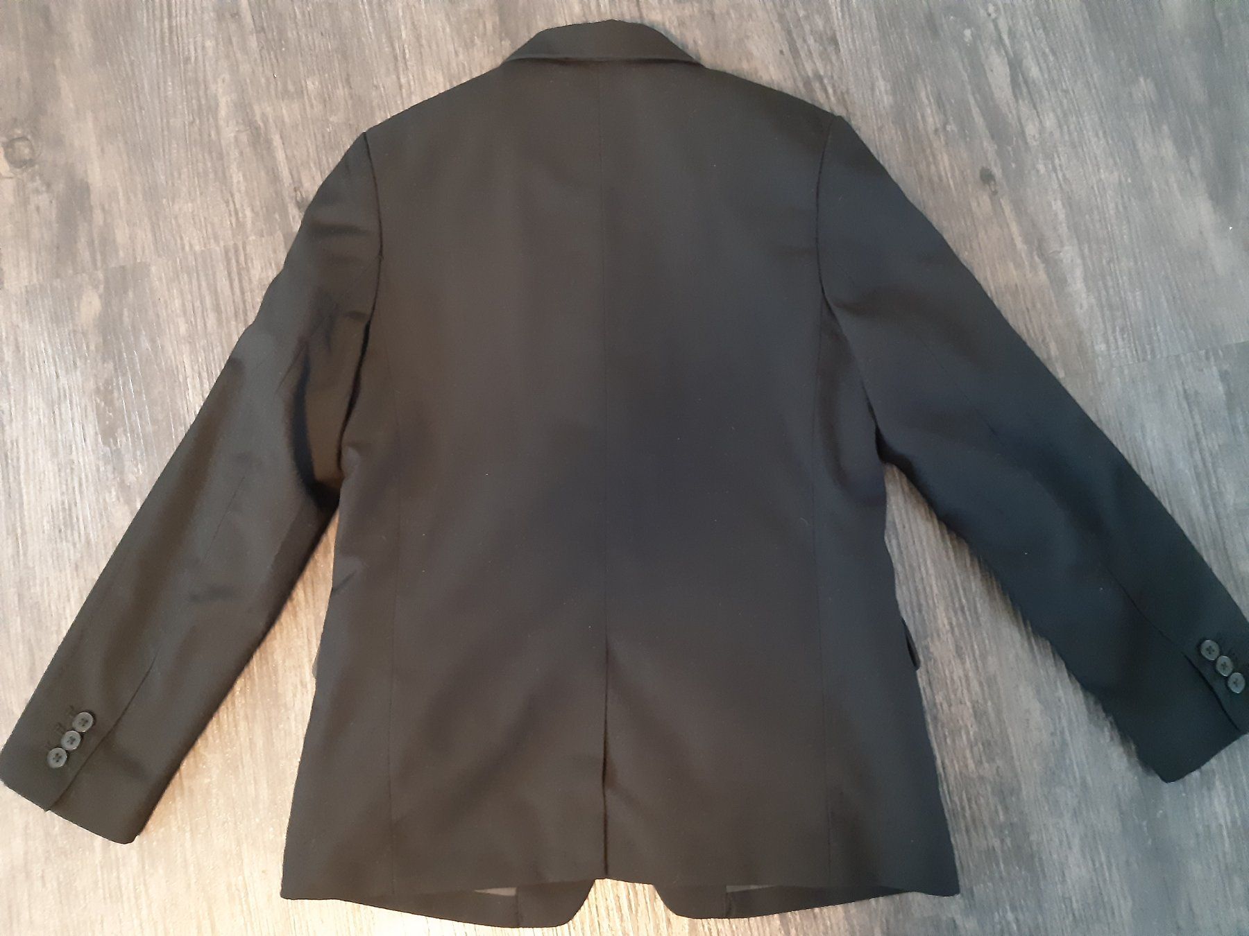H&M Completi: Blazer schwarz Grösse 134 – Usato da Aadorf venduto da LamaQueen 1