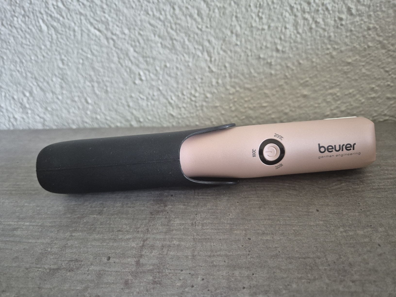 Beurer Lockenstäbe & Haarglätter: Haarglätter mini mit Akku – Gebraucht aus Oberriet SG von bae_2kbx 1
