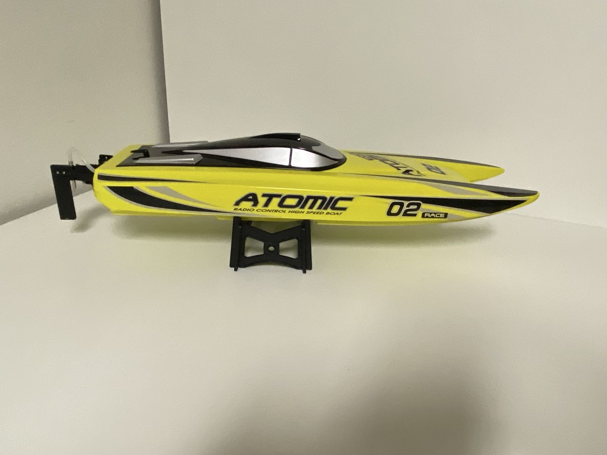 RC Kits de montage: Speedboot Atomic – Neuf (Voir description) à Schlieren par Selfish0 2