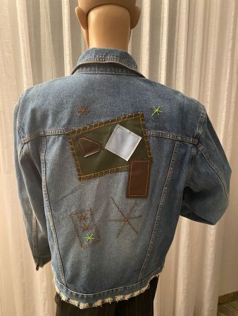 Extravagante spezielle seltene Jeansjacke, Gr. 42