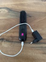 Glättebürste mit Ladekabel und Netzteil neu