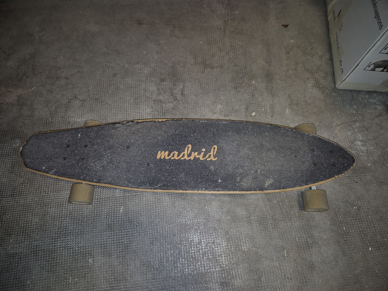 Madrid Skateboards: Longboard (skateboard) – Usato da Genève venduto da dep_d7ph
