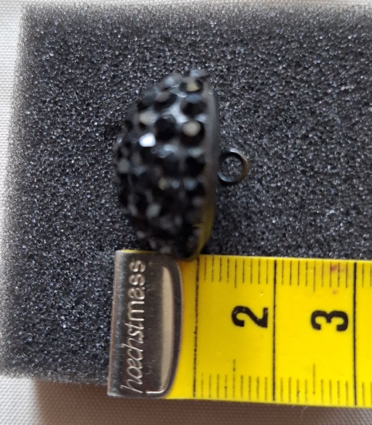 Bottoni: Schwarzer Strass-Knopf, 25 mm. – Usato da Dietikon venduto da Hirschkopf 5