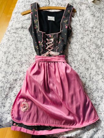 Dirndl Grösse 36