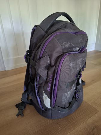 Schulrucksack von Satch, guter Zustand, lila Details