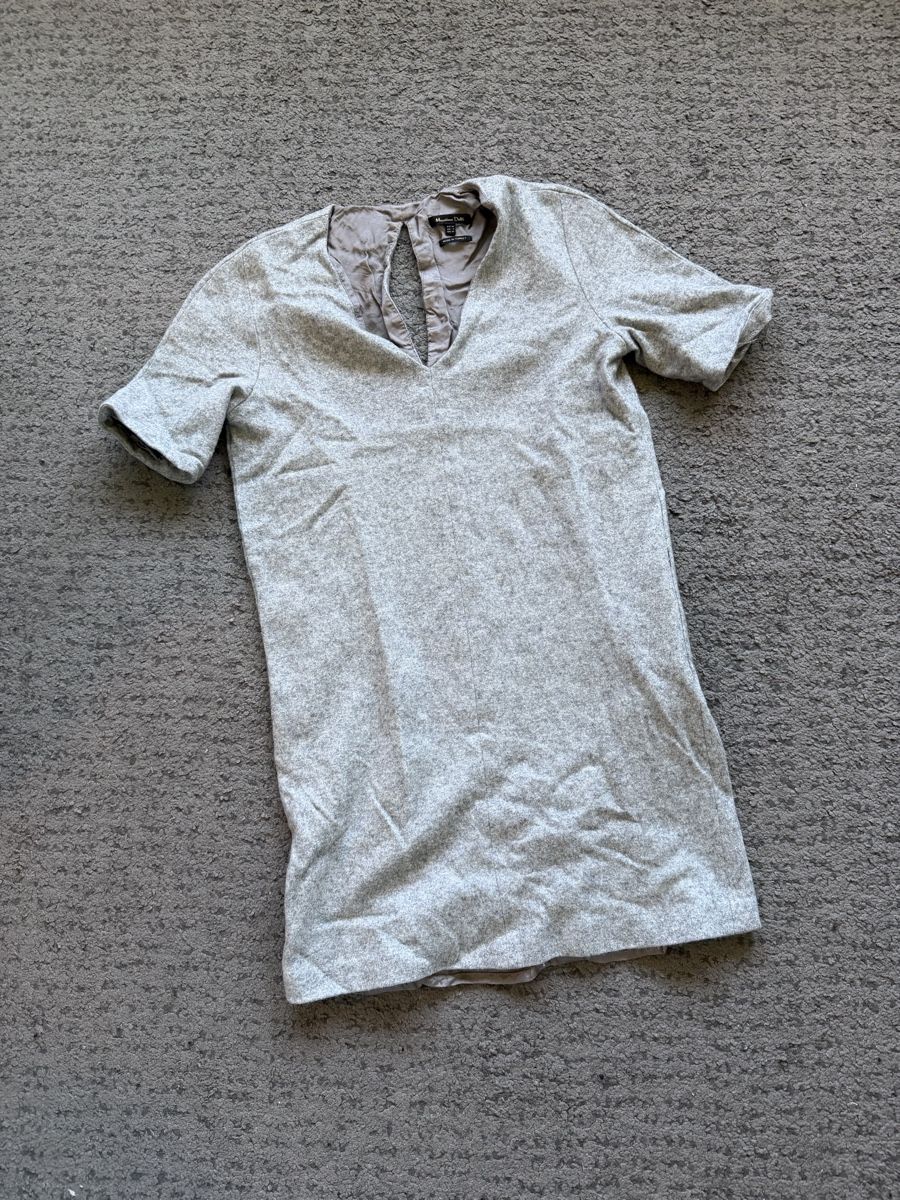 Massimo Dutti Vestiti: Robe Massimo Dutti grise taille 36 bon état – Usato da Genève venduto da eth_6qs6