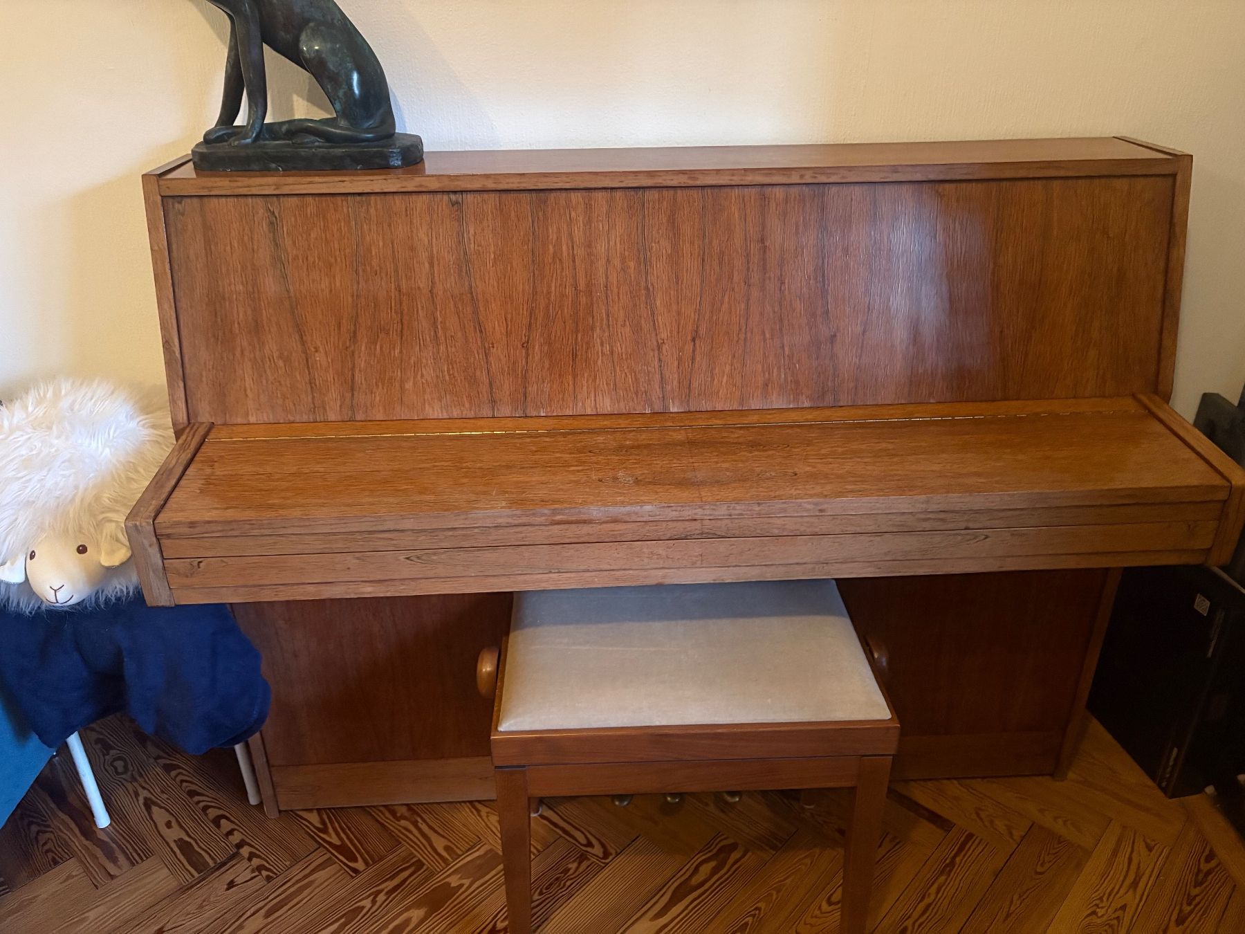 Strumenti musicali: Piano d'étude rippen à donner – Usato da Genève venduto da lea_j9hm 1