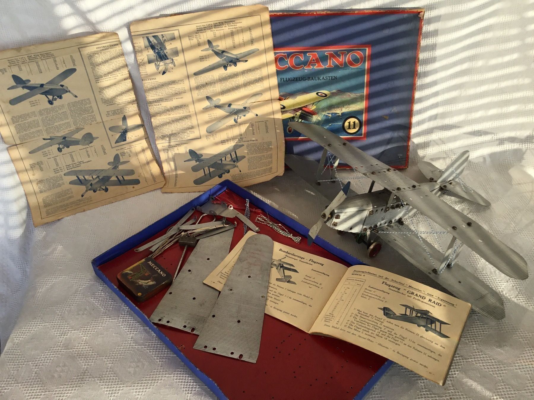Meccano Baukästen: Antiker Meccano Flugzeug mit Baukasten – Gebraucht aus St. Gallen von chamilla 1