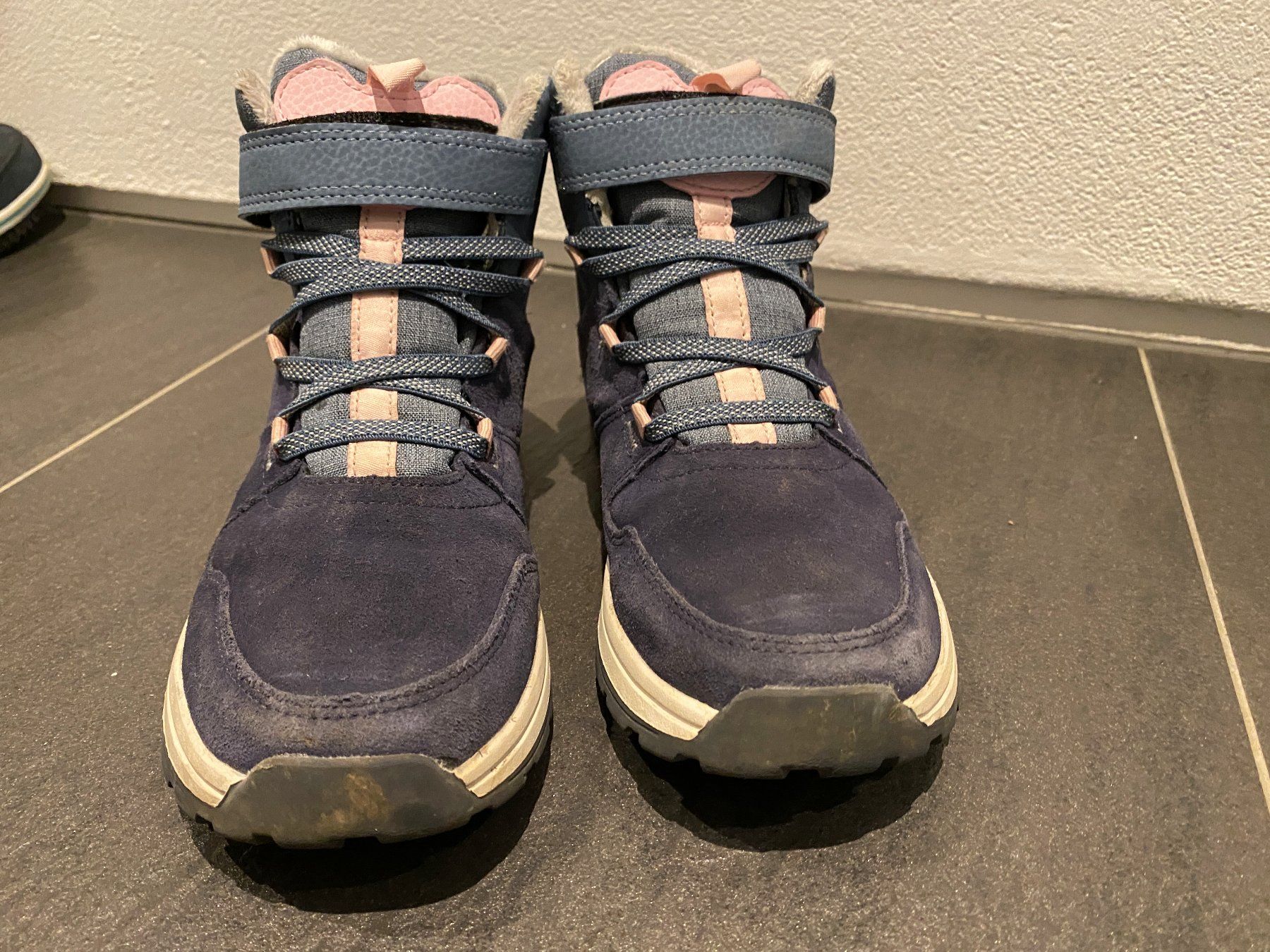 Decathlon Scarpe per ragazze: Winterschuhe von Decathlon Gr. 34  rosa/blau – Usato da Steinerberg venduto da luckyfin 4
