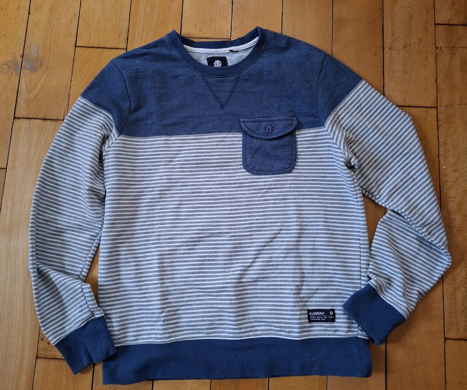 Element Pullover & Sweatshirts: pull ELEMENT S – Gebraucht aus Delémont von christelle1976