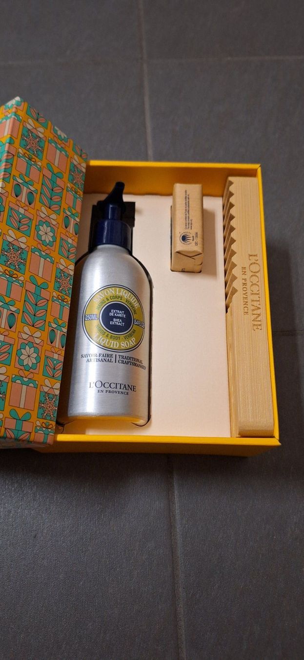 L'Occitane Doccia: coffret l'Occitane – Nuovo e nell'imballaggio originale da Lussery-Villars venduto da pousinete02 1
