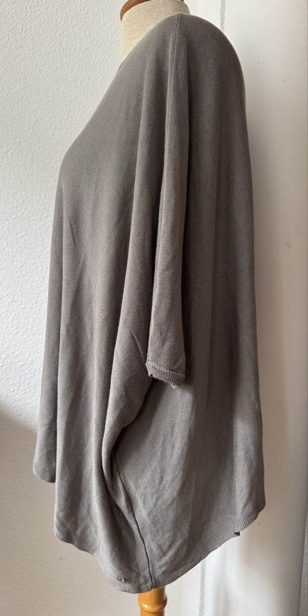 Pullover & Sweatshirts: Pull oversize Madame Pure en 100% bambou, gris  – Neu (gemäss Beschreibung) aus Morges von sandy069 1