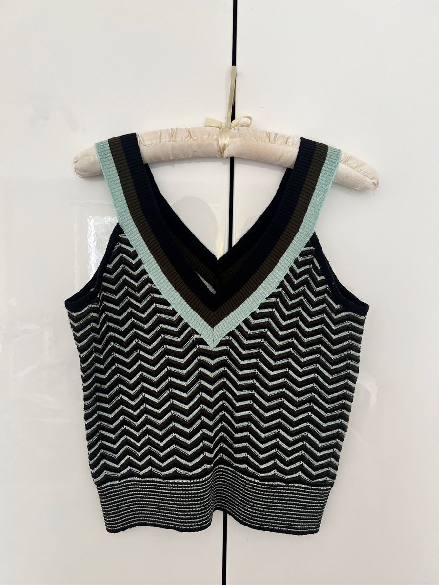 Mango Top: Mango Casual Knitted Tank Top, Size S – Nuovo (secondo la descrizione) da Zürich venduto da SandroMaje