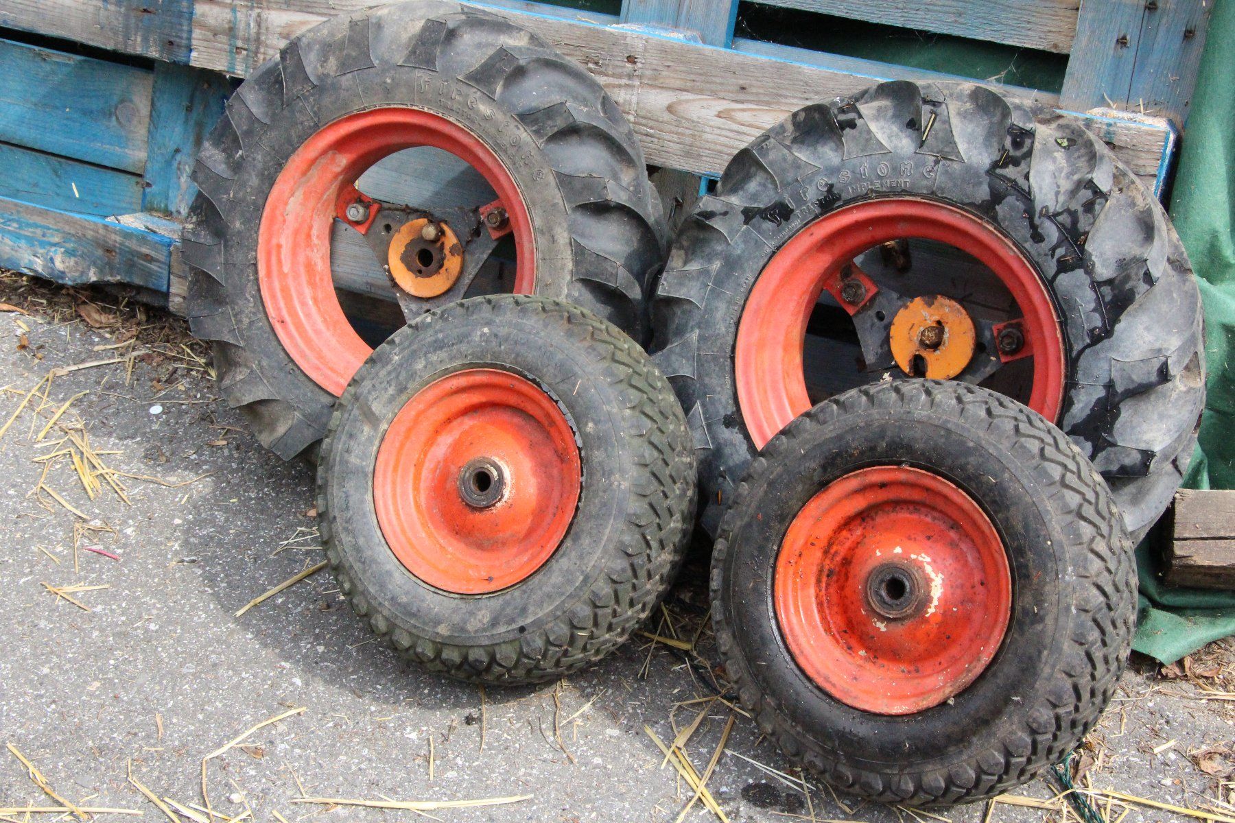 Pneus & Kompletträder: roues petit tracteur – Gebraucht aus Domdidier von franfran04