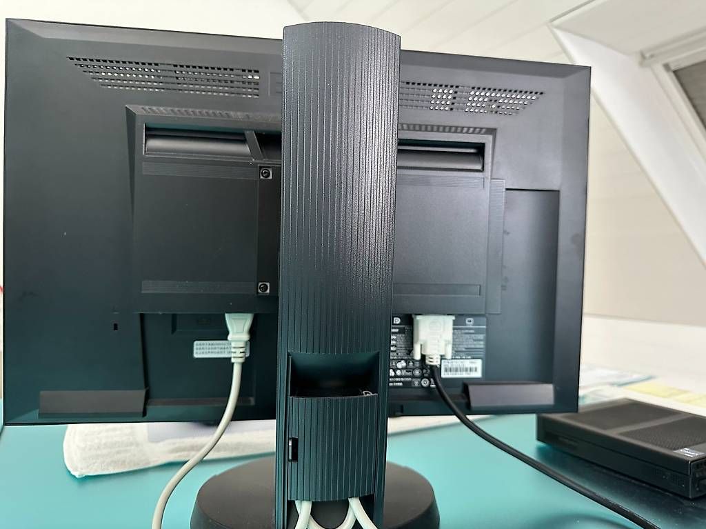 Eizo Monitore: EIZO FlexScan EV 24" Monitor – kalibriert, Profi – Gebraucht aus Buchrain von bux02 1