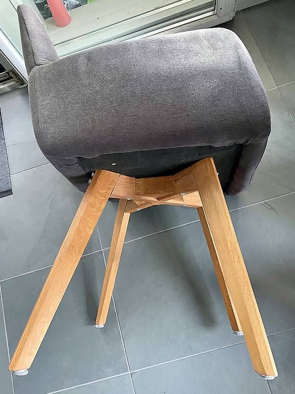 Stühle: 4 Esszimmerstühle  – Gebraucht aus Neschwil von areya77 2