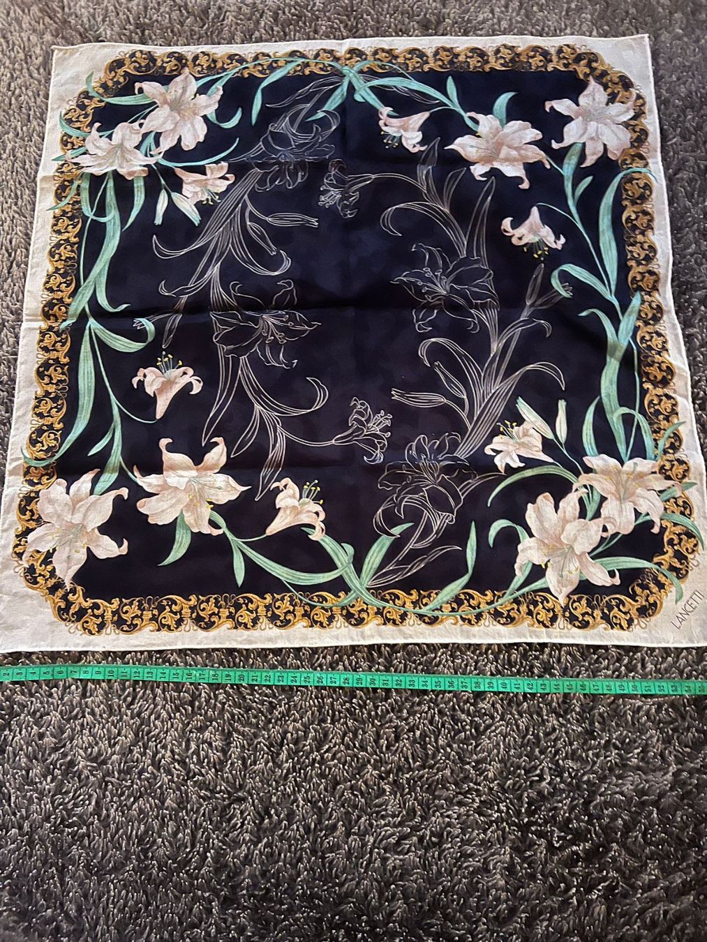 Foulard & Sciarpe: Lancetti Vintage Tuch mit floralem Muster – Usato da Winterthur venduto da Dejv 2