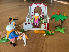 Playmobil selbst zusammengesetzt ‚Pferdestall‘