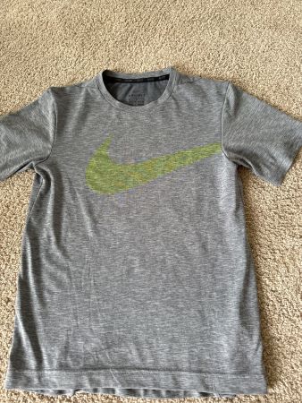 Nike Shirt T Shirt Gr 134 -152