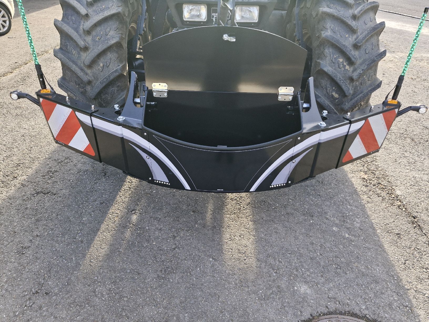 Traktoren: Tractorbumper – Neu (gemäss Beschreibung) aus Bünzen von wys_7td5 2