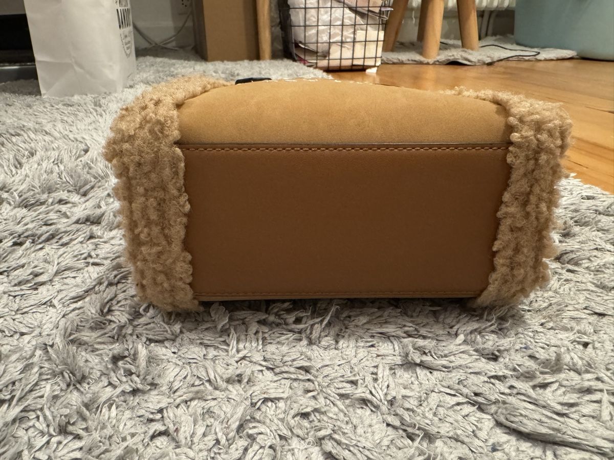 Guess Taschen für Damen: Guess Silvana sac – Gebraucht aus Gland von cam_5z9v 1