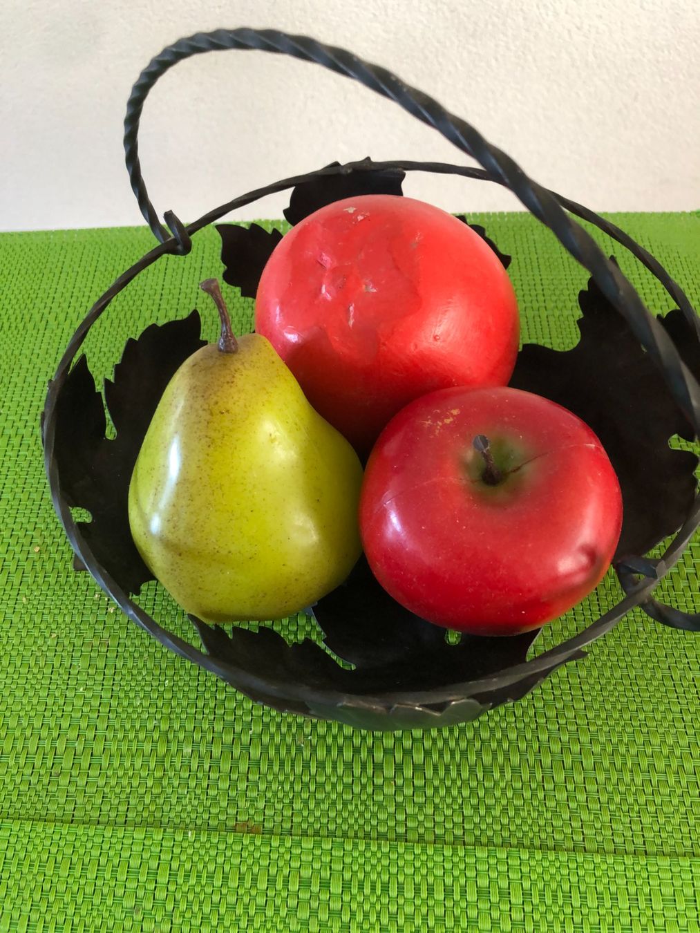 Ciotole: Früchteschale aus Blech – Usato da Freienstein venduto da ErnaS01 1